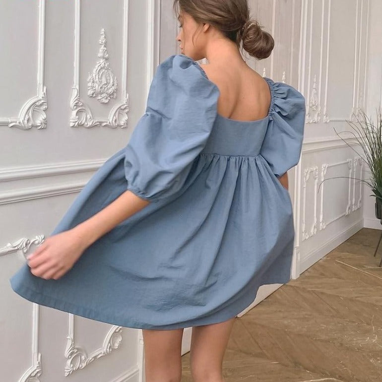 Rochie elegantă cu mâneci umplute