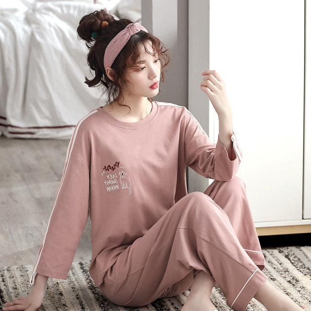 Pijama confortabilă pentru femei