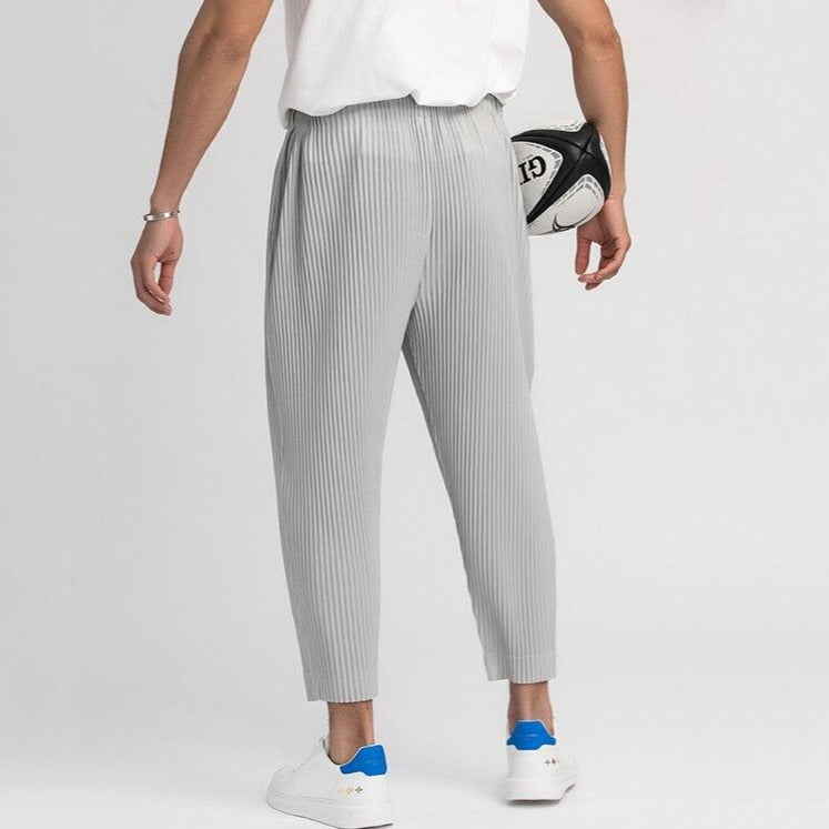 Pantaloni pentru bărbați la modă