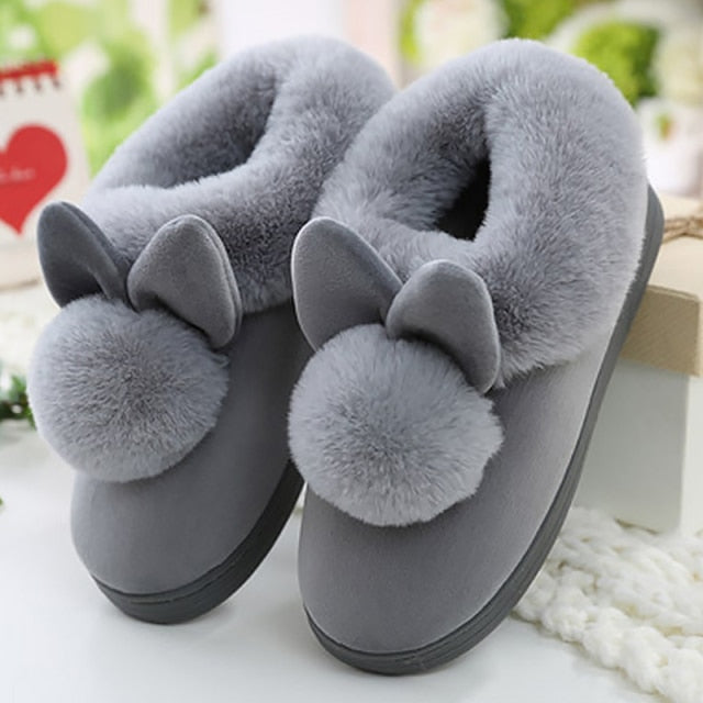 Papuci de casă confortabili și călduroși