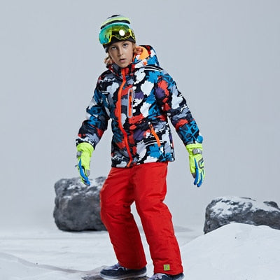 Îmbrăcăminte de schi pentru copii